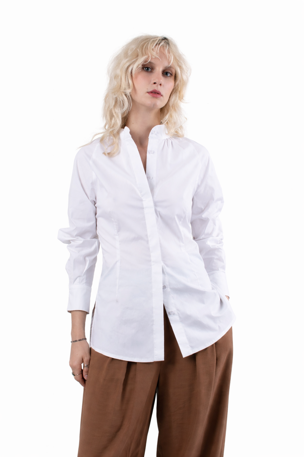 Simple cotton poplin shirt