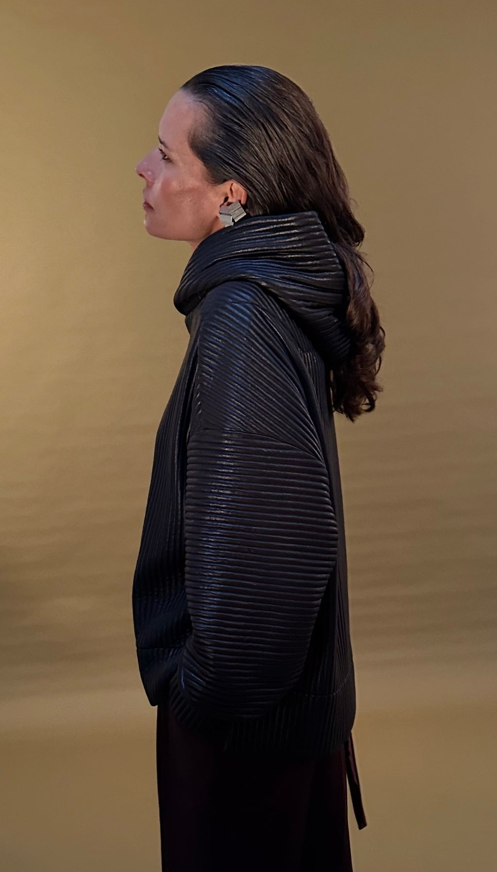 RIBBED HOODIE
