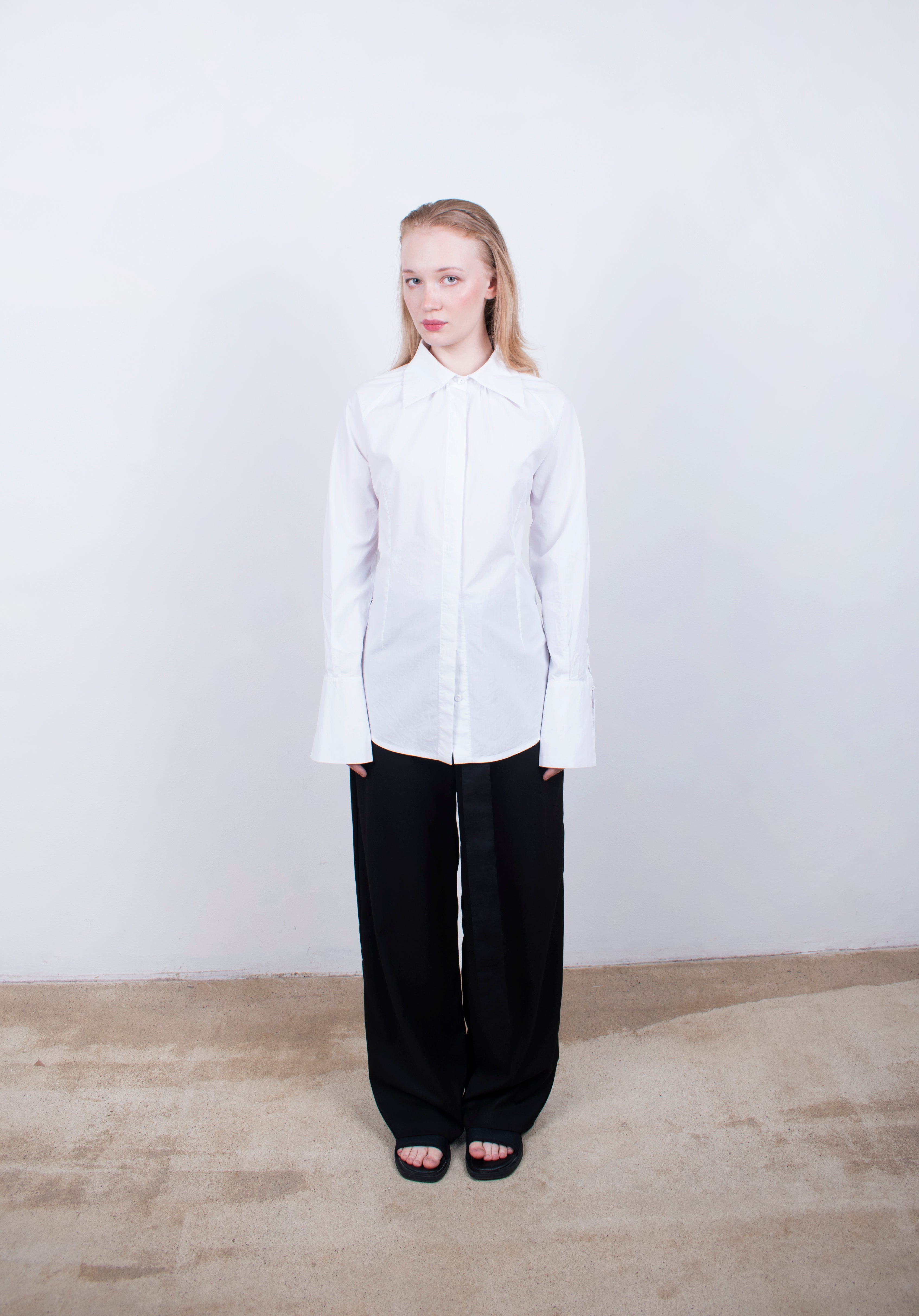Adeline Shirt - Cotton Poplin Shirt with Collar