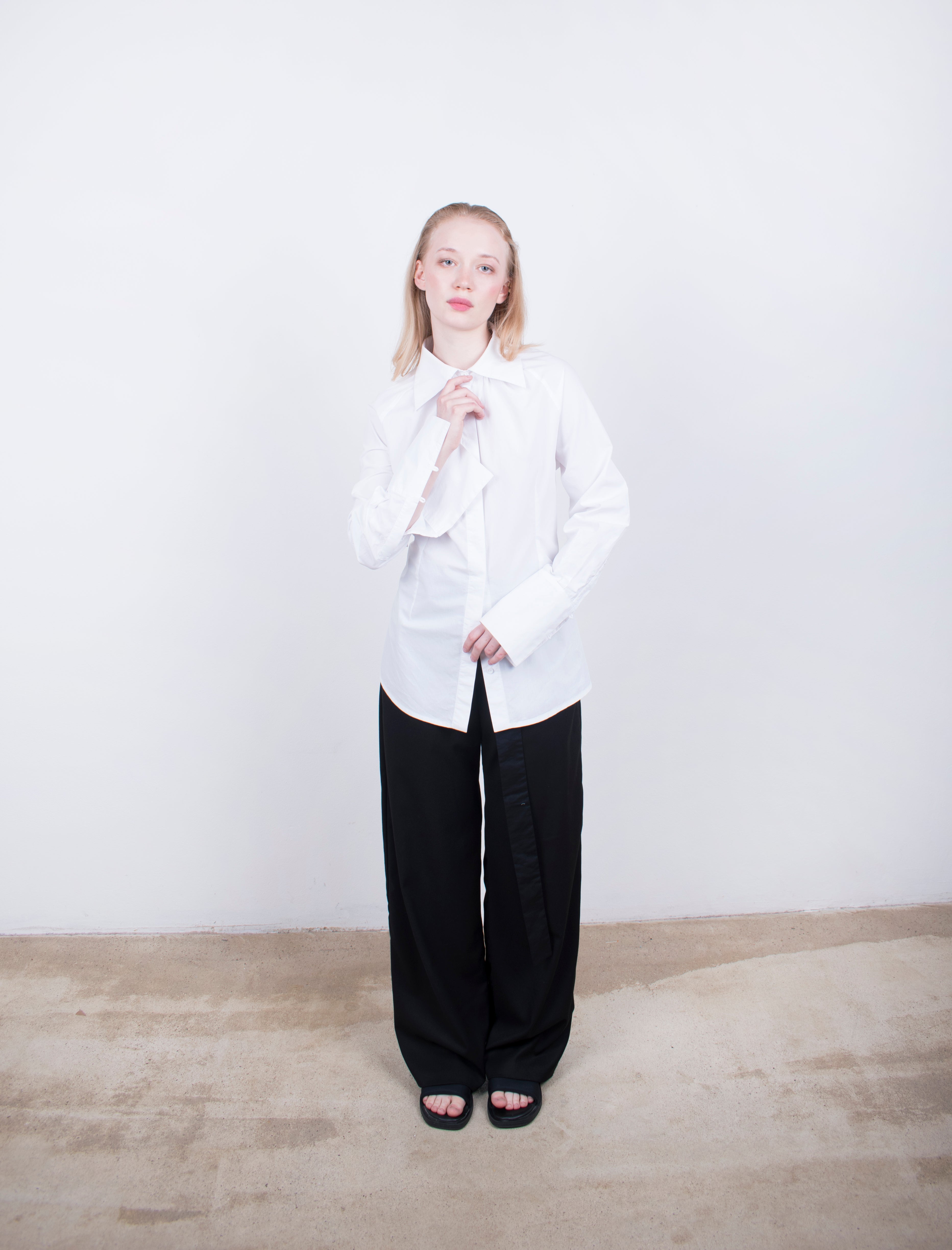 Adeline Shirt - Cotton Poplin Shirt with Collar