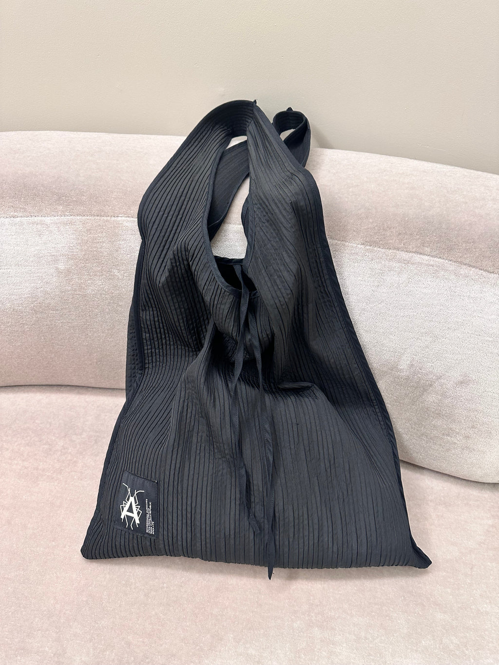 Simple Wrinkled TOTE bag