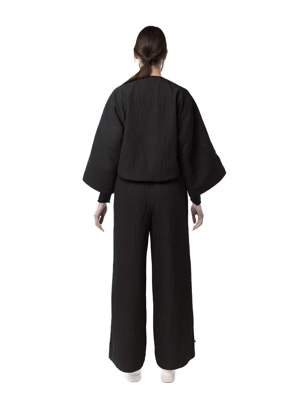 Wrinkled trousers