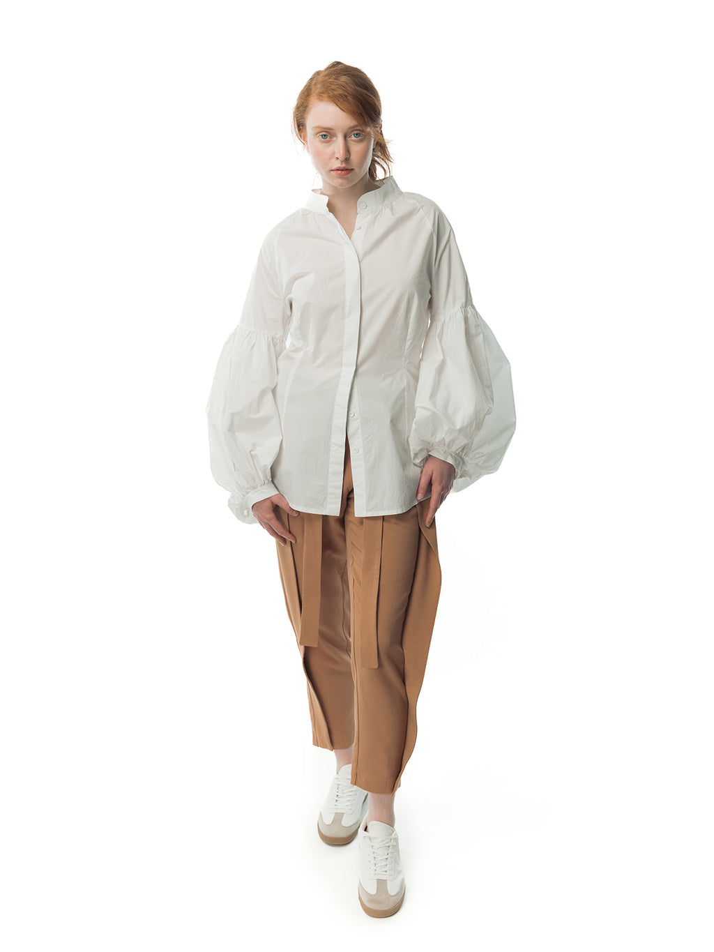 Puffed sleeves blouse