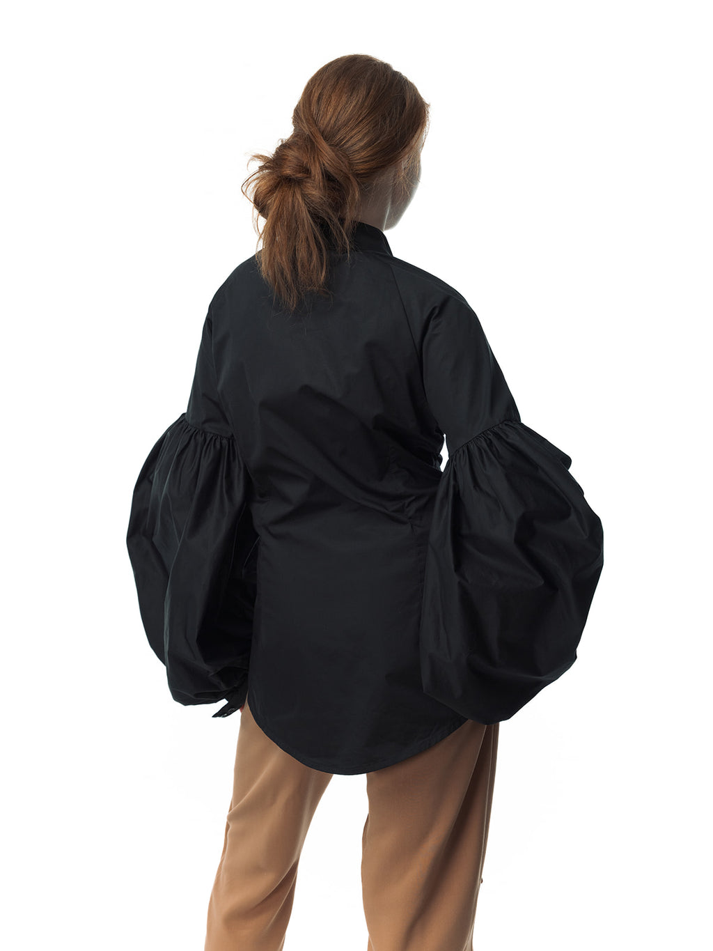 Puffed sleeves blouse